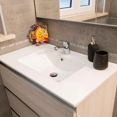Apartamento Casa Larry Marino